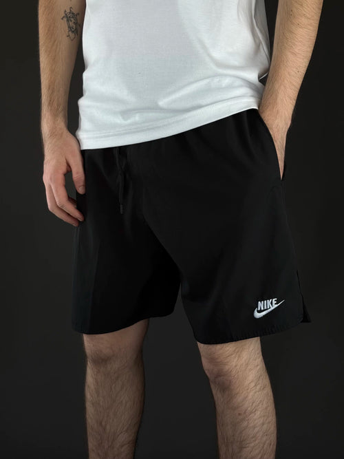 Kit com 2 Bermuda Nike Club