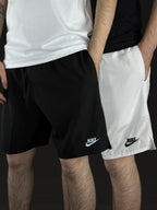 Kit com 2 Bermuda Nike Club