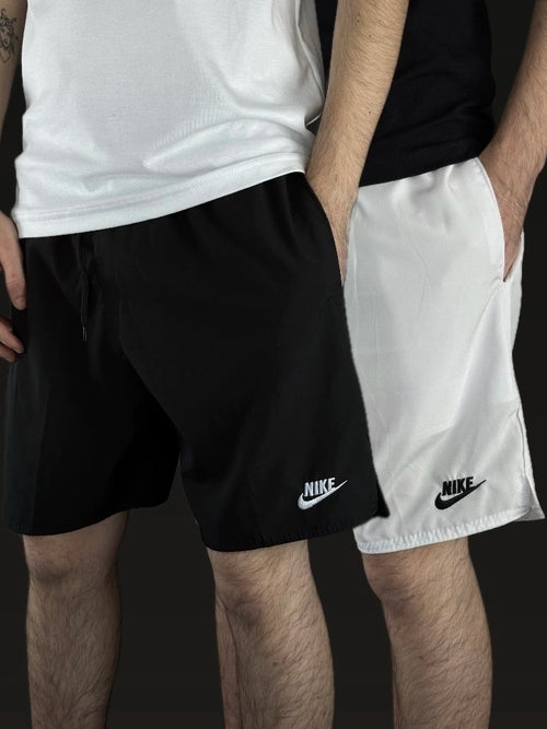 Kit com 2 Bermuda Nike Club