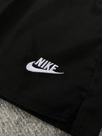 Kit com 2 Bermuda Nike Club