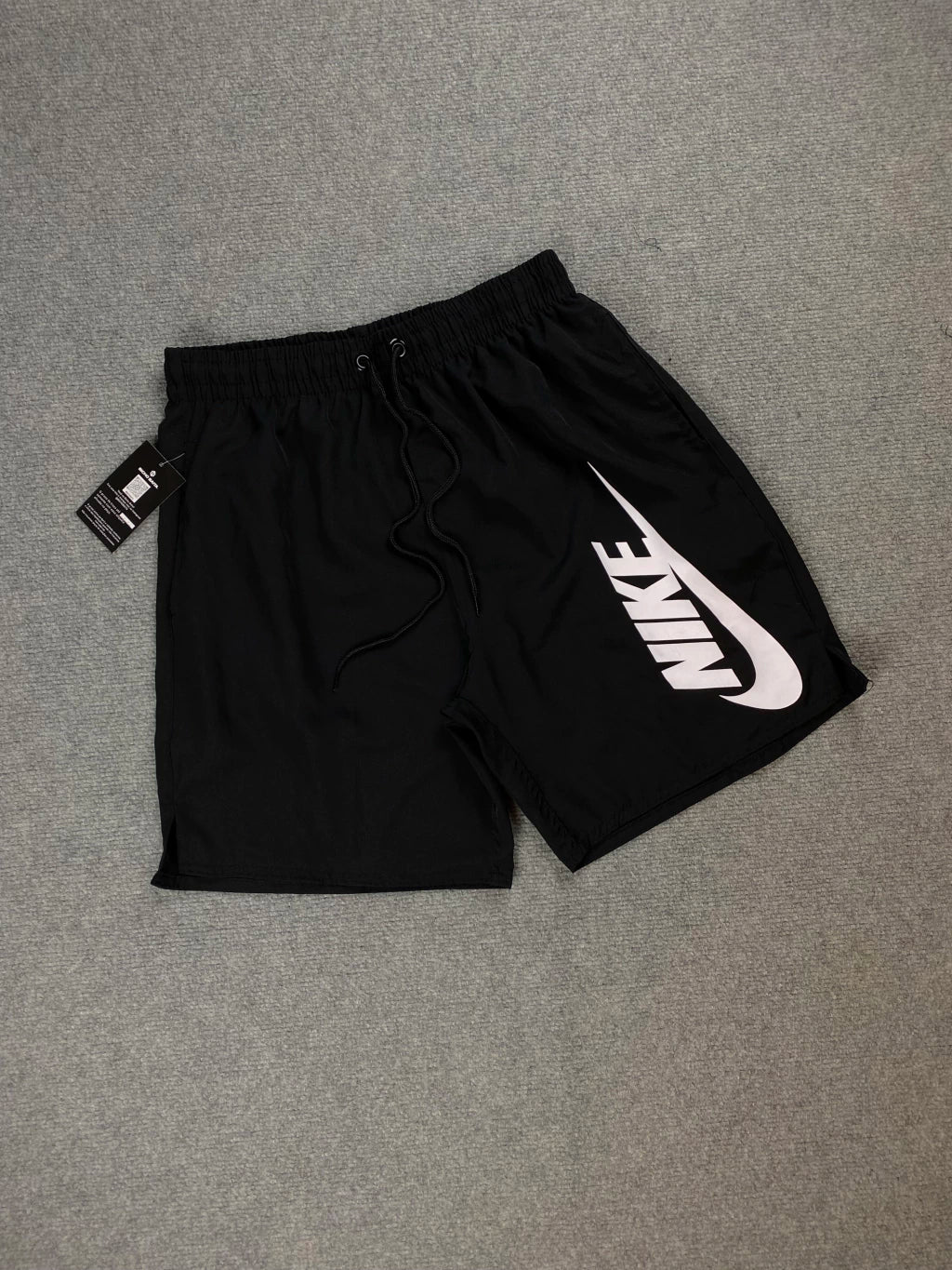 Kit com 2 Bermuda Big Nike Club