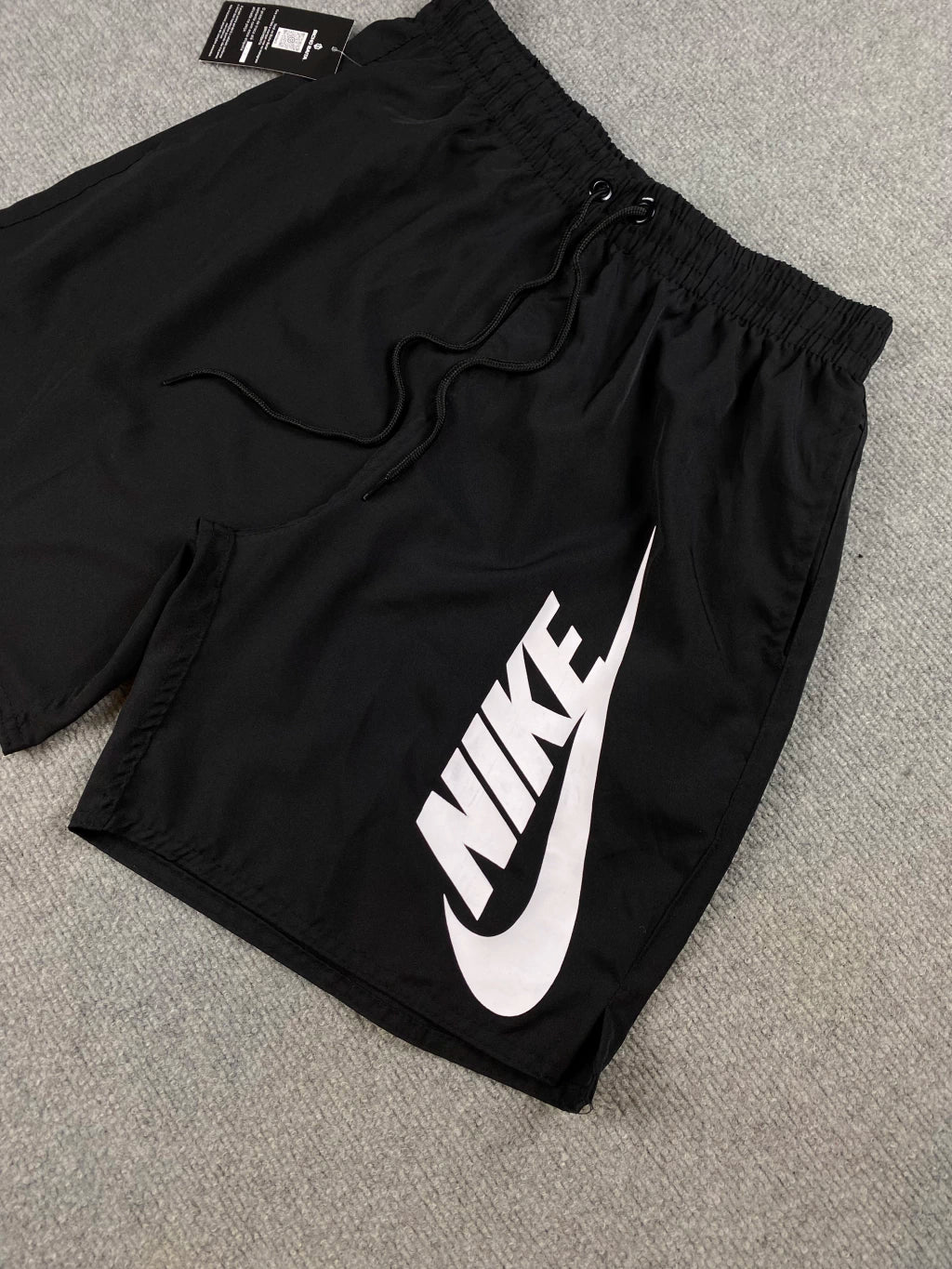 Kit com 2 Bermuda Big Nike Club