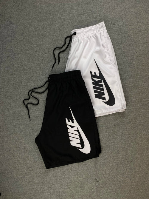 Kit com 2 Bermuda Big Nike Club