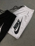 Kit com 2 Bermuda Big Nike Club